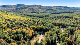 7 Dunkley Rd, Lake Luzerne, NY 12846