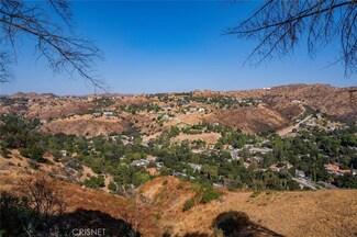 92 Flintlock Ln, Bell Canyon, CA 91307