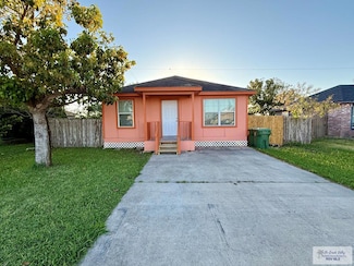 7813 Palm Grove Dr, Brownsville, TX 78521