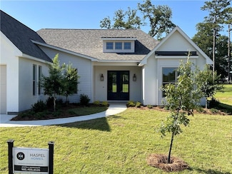 225 Bald Eagle Dr, Abita Springs, LA 70420