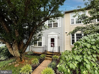 717 Arbor Ct, Warrenton, VA 20186