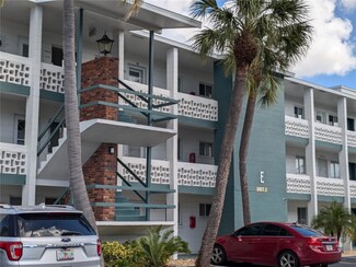 1833 Sunny Dr Unit E33, Bradenton, FL 34207