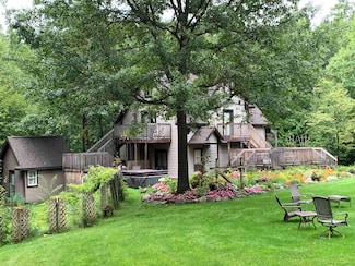 4400 N Lake Sanford Rd, Sanford, MI 48657