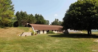 10017 N 1000 E, Otterbein, IN 47970