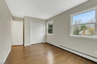 54 Race Track Dr, Hewitt, NJ 07421