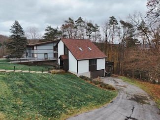 68 Sunset Dr, Binghamton, NY 13905