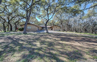 750 High Low Dr, New Braunfels, TX 78132