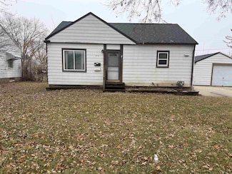 819 Hanna Blvd, Waterloo, IA 50701