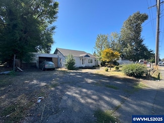 4220 Sunnyview Rd NE, Salem, OR 97305