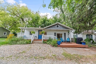 25 Ramona Ct, New Buffalo, MI 49117