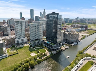 701 S Wells St Unit 1603, Chicago, IL 60607