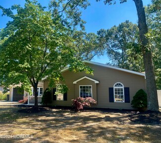 103 Lawrence Dr, Lanoka Harbor, NJ 08734