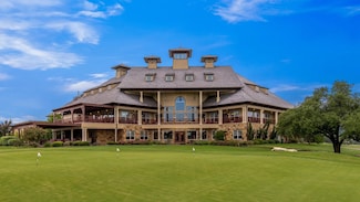 8305 Fullerton Dr, Cleburne, TX 76033