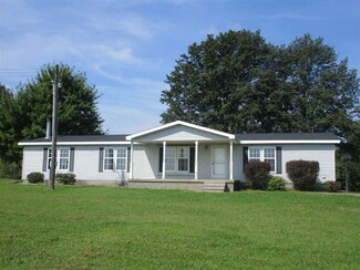 17243 E 400 Rd, Mount Carmel, IL 62863