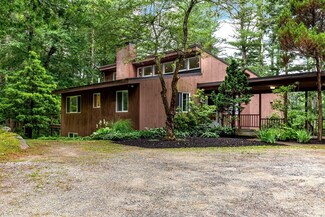 738 Lowell Rd, Groton, MA 01450