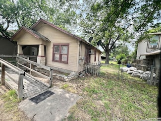619 Probandt, San Antonio, TX 78204