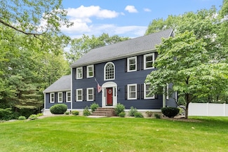 35 Village Woods Rd, Haverhill, MA 01832