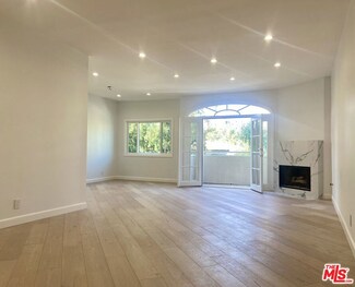 120 N Swall Dr Unit 206, Los Angeles, CA 90048