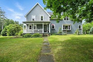 114 Center St, Carver, MA 02330