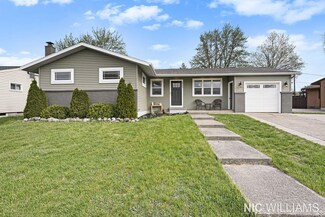 2173 Daylor Dr NE, Grand Rapids, MI 49525