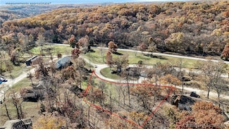 102 Pinkie Ln, Gravois Mills, MO 65037