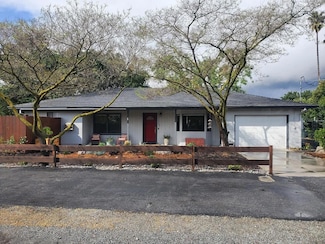 17785 Casa Ln, Morgan Hill, CA 95037