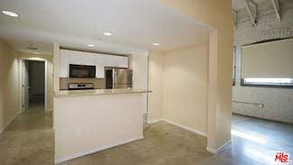 922 W 23rd St Unit 105, Los Angeles, CA 90007