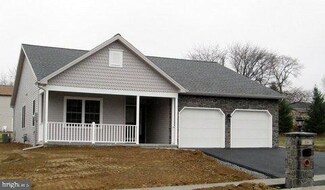 134 Koch Ln, Harrisburg, PA 17112