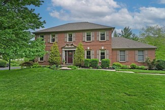 2204 Rose Meadow Ln, Cincinnati, OH 45230