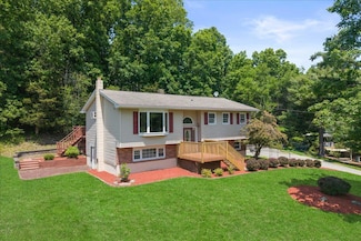 15 Mari Rd, Chester, NY 10918