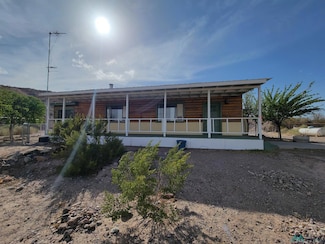 14 Mars Hill Rd, Williamsburg, NM 87942