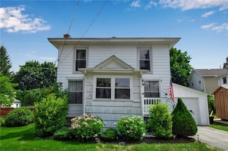 4 S Hartland St, Middleport, NY 14105