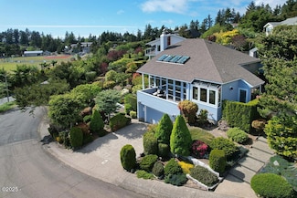 238 SE View Dr, Newport, OR 97365