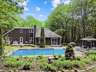 363 Winthrop Center Rd, Winthrop, ME 04364