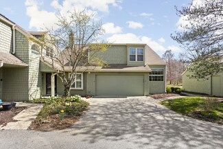 7370 Harbour Isle, Indianapolis, IN 46240
