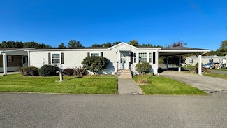 26 Fiesta Way, Chicopee, MA 01020