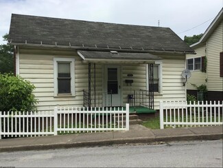 106 Bridge St, Monongah, WV 26554