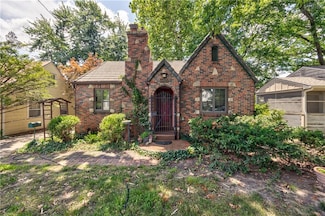 6015 W 53rd St, Mission, KS 66202