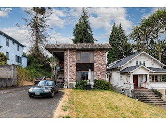 110 W C St, Rainier, OR 97048