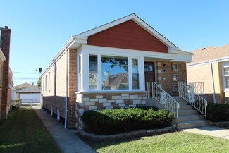 8126 S Whipple St, Chicago, IL 60652