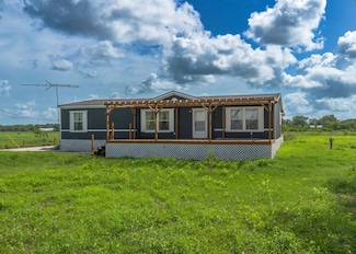 2950 County Road 172, Wharton, TX 77488