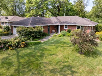 1213 N Ridge Rd, Muncie, IN 47304