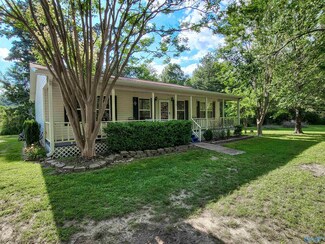 115 Brock Chapel Rd, Union Grove, AL 35175