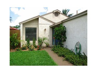 2421 SW 85th Ave, Miramar, FL 33025