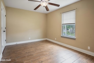 1343 Robin Ln, Carthage, MO 64836