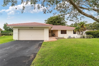 1098 NW 83rd Dr, Coral Springs, FL 33071