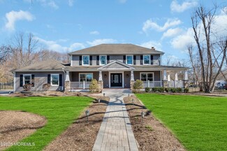12 Terry Ln, Middletown, NJ 07748