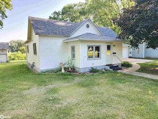 705 Elm St, Ida Grove, IA 51445