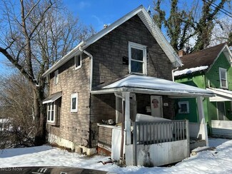 968 Owen Ave, Akron, OH 44311