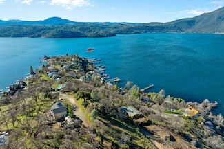 3111 Oak Crest Dr, Clearlake, CA 95422